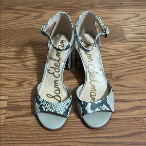 Sam Edelman “Susie” Heels